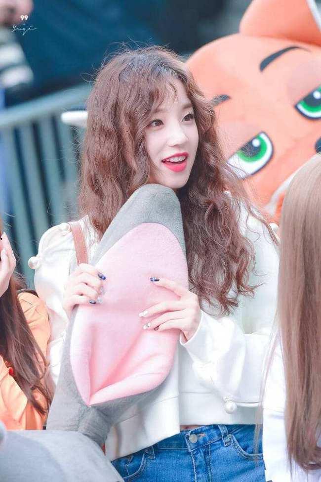 宋雨琦资料,多才多艺的青春偶像，闪耀舞台与荧屏的璀璨之星